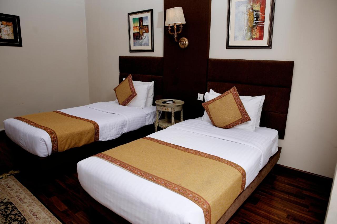 Ambassador Suites & Hotel Islamabad Exteriör bild