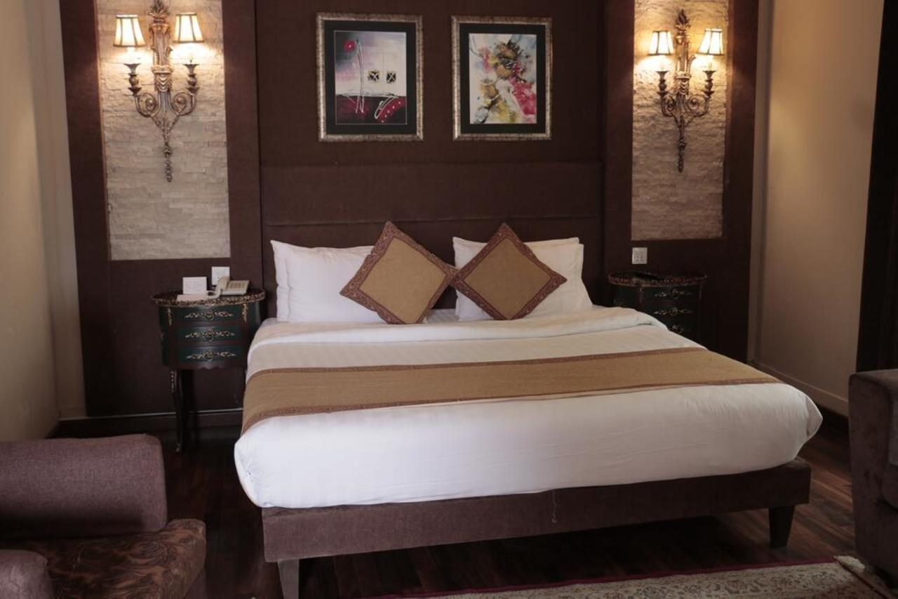 Ambassador Suites & Hotel Islamabad Exteriör bild