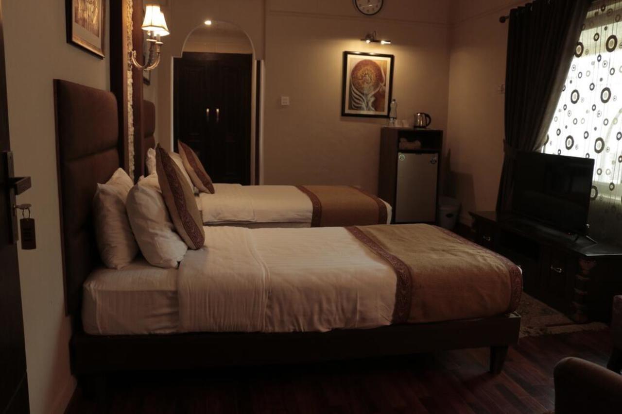 Ambassador Suites & Hotel Islamabad Exteriör bild